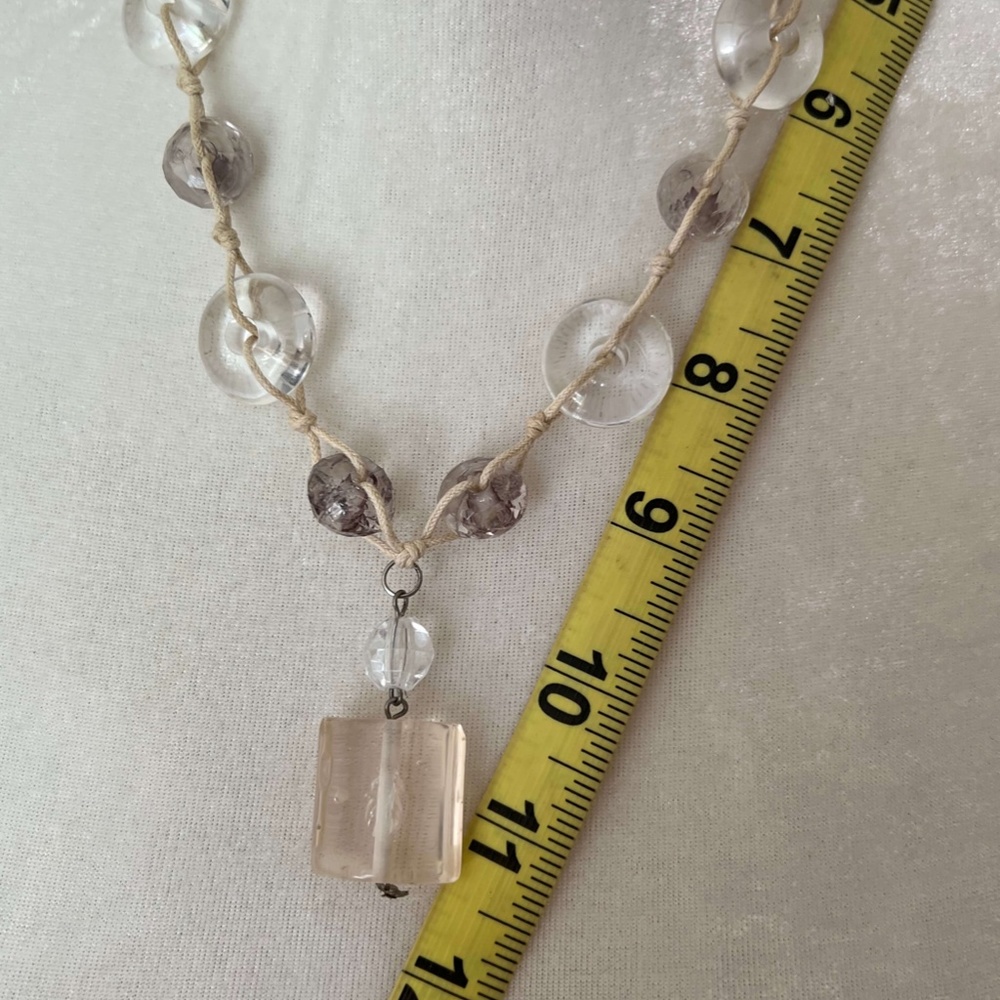 VINTAGE: Plastic / Lucite Bead Necklace - Picture 6 of 7